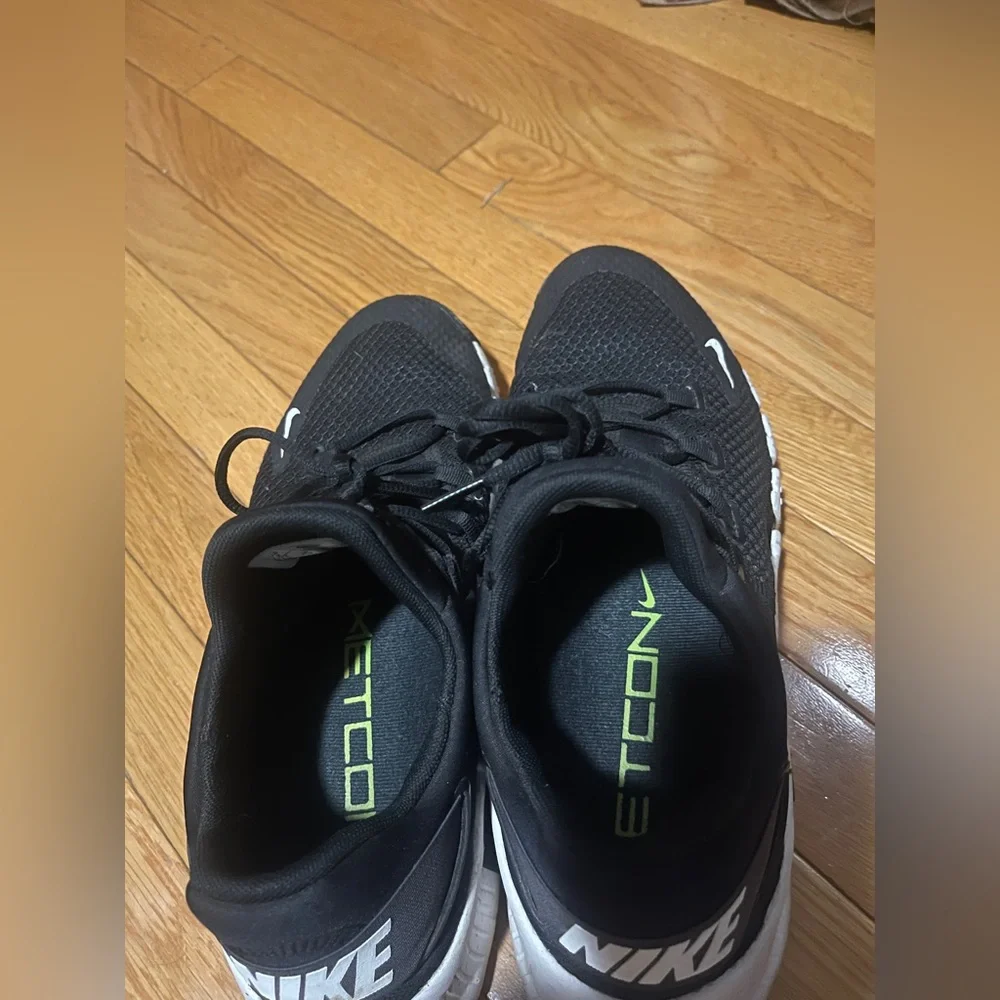Mens Size 12 Nike Metcon 4 (?). - Picture 3 of 5